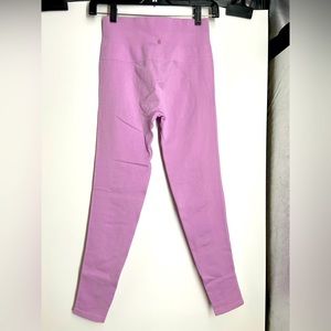 Spiritual Gangster,‎ Leggings, pink. Size M / L